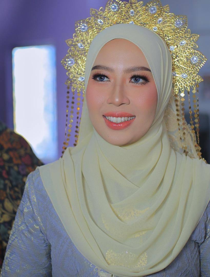 VIOLA ASH (1-YEAR) photo review