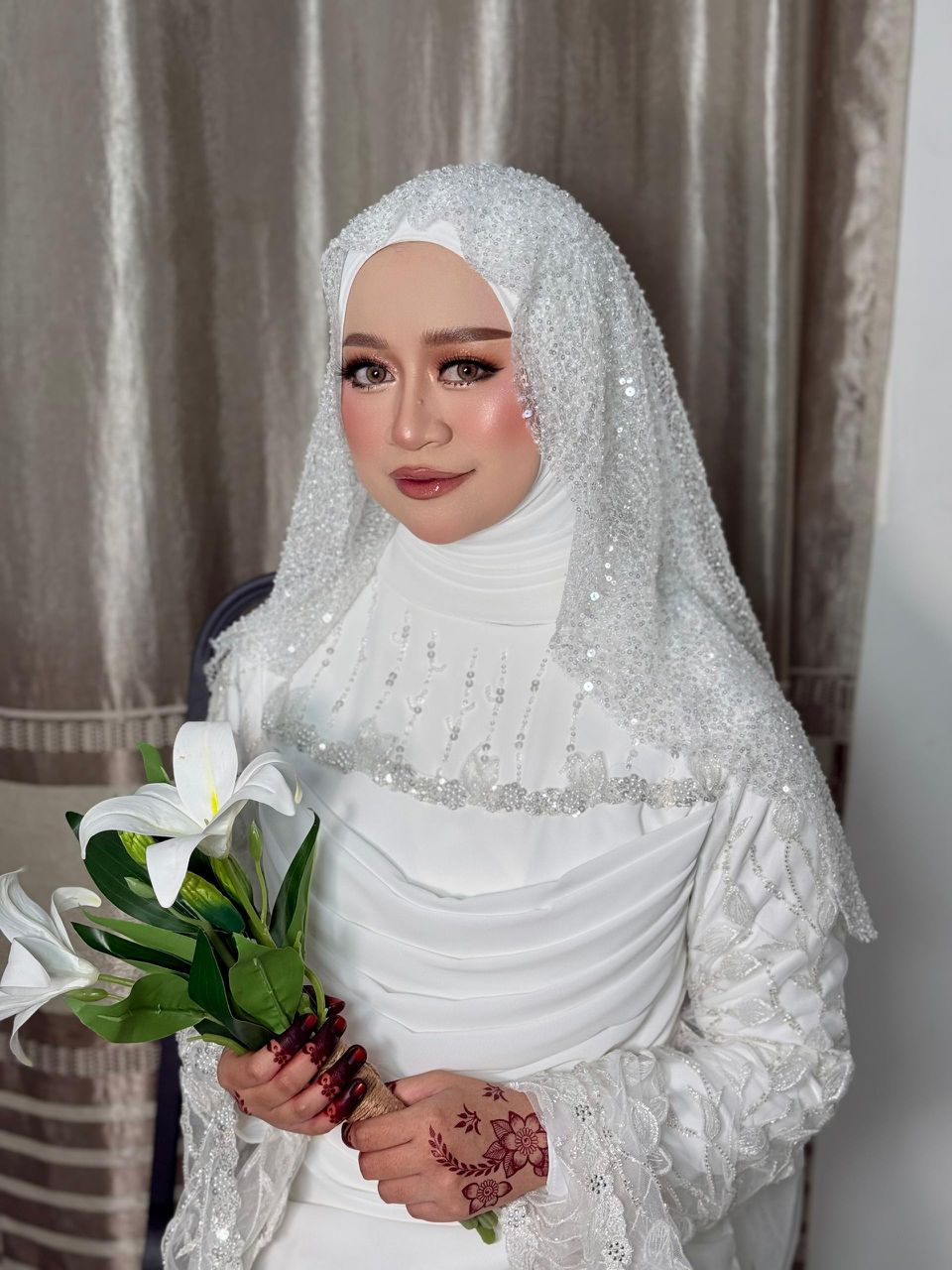 RAE MOON (1-YEAR) photo review